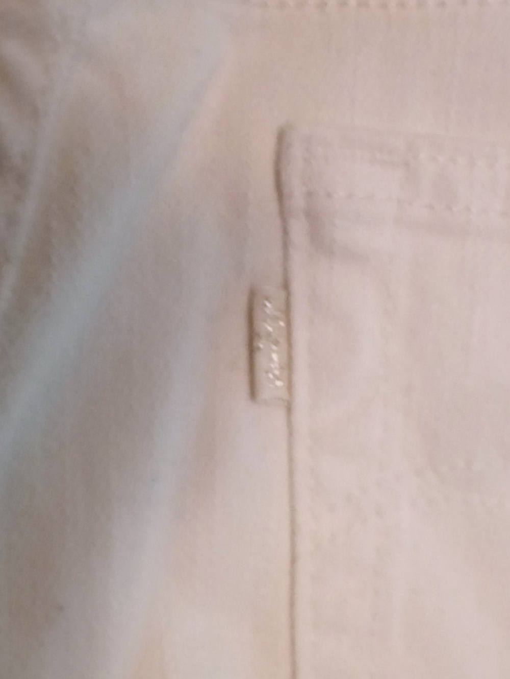 NWT Levis. White Shorts - Picture 8 of 8